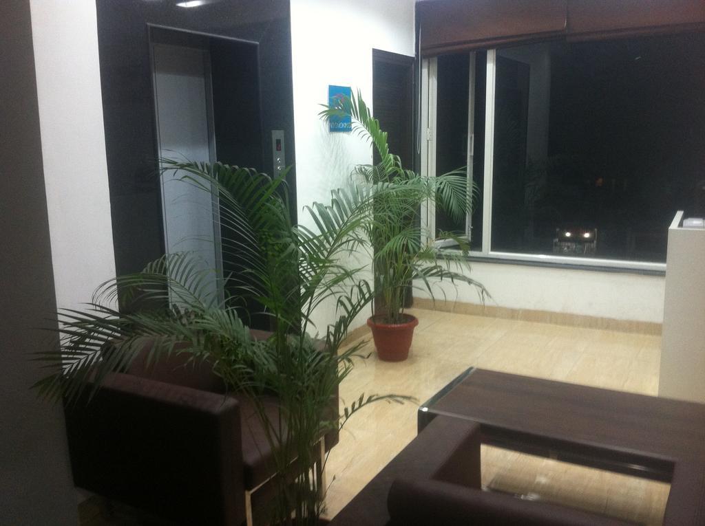 OYO 531 Hotel Cyber Inn Gurgaon Exterior foto