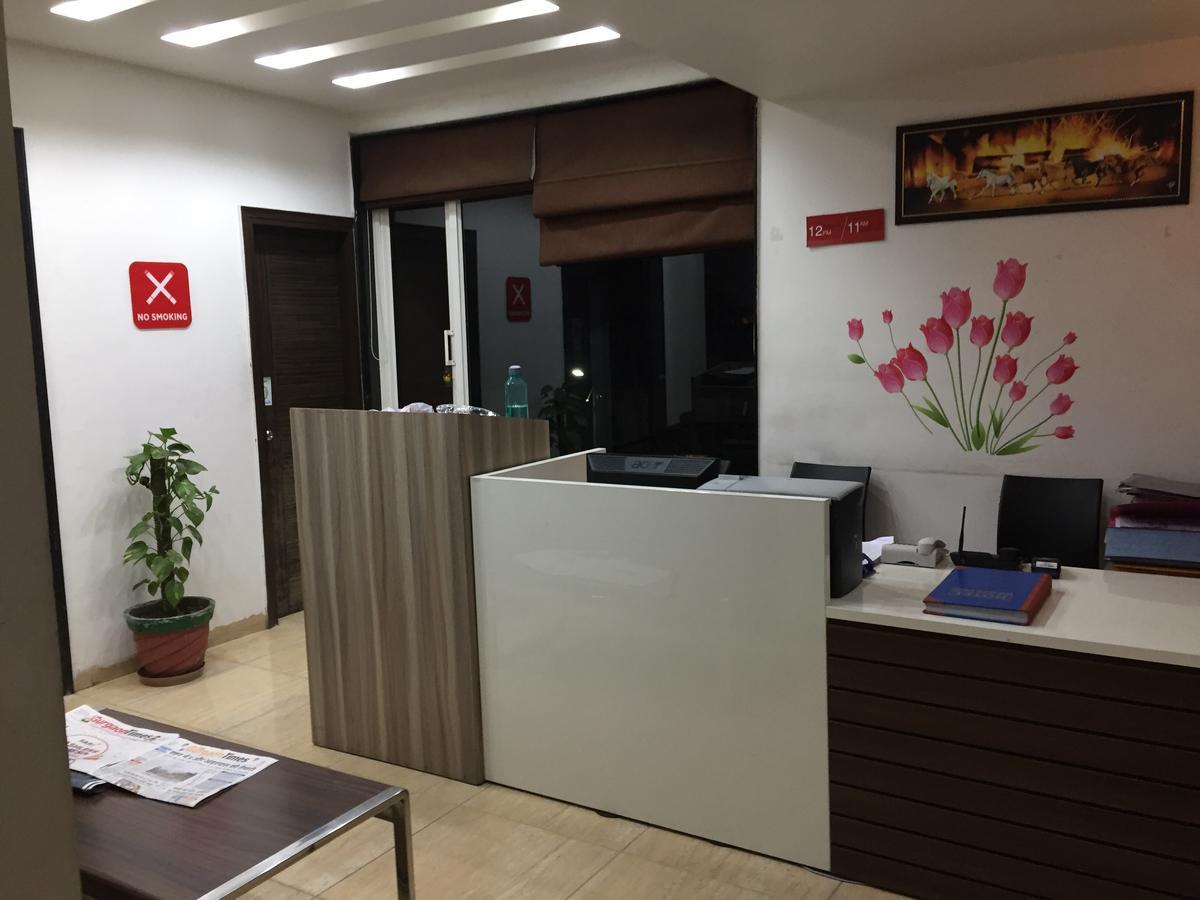 OYO 531 Hotel Cyber Inn Gurgaon Exterior foto